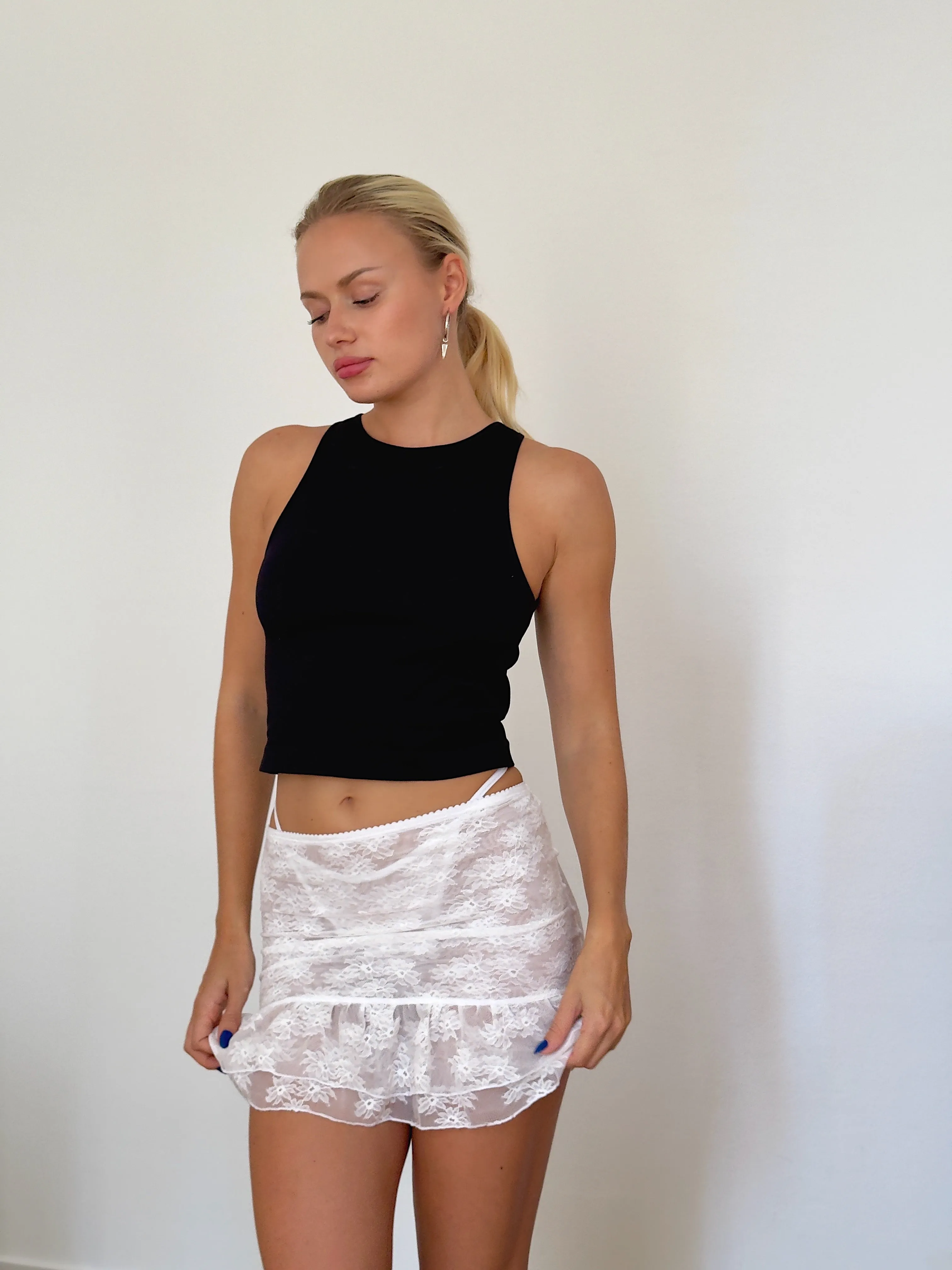 Cindy mini lace skirt - white