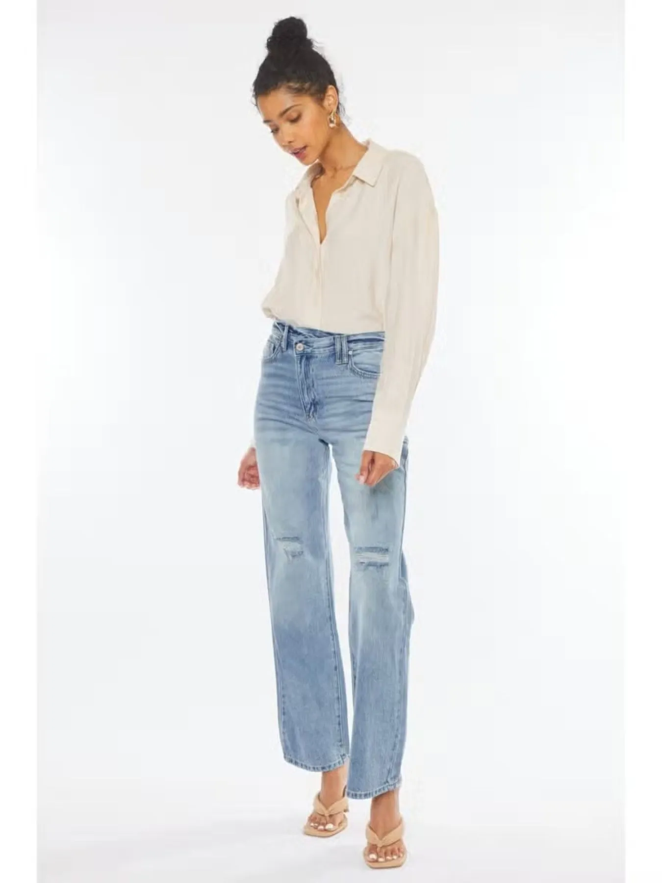 High Rise 90s Criss Cross Straight Jean