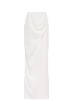 Refined fitted white maxi skirt with a slit